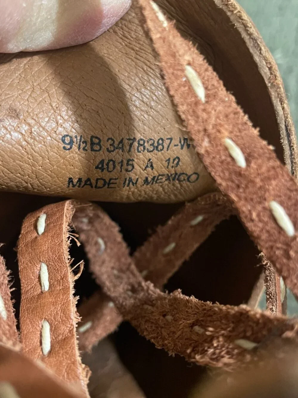 Frye Naomi Pickstitch Leather Booties Size 9.5